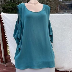 Delancey Studio Size 4X  Cold Shoulder Butterfly Sleeve Blouse Women